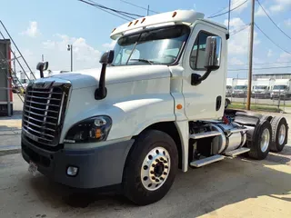 2017 FREIGHTLINER/MERCEDES CASCADIA 125