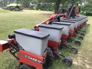 2016 Case IH 1230