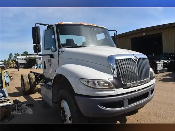 2016 INTERNATIONAL DURASTAR 4300