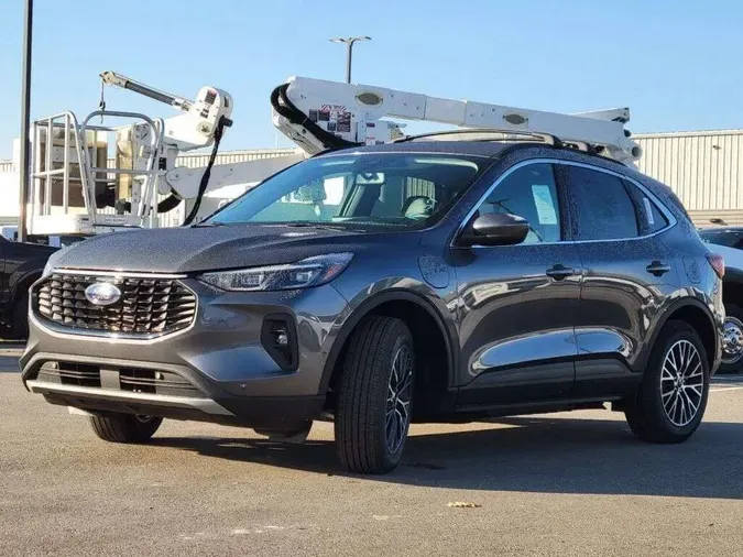 2023 Ford Escape