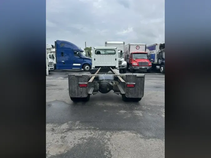 2020 FREIGHTLINER/MERCEDES M2 106