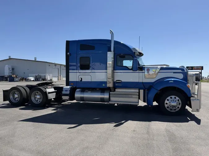 2024 Kenworth W9900e9e0f191475ce938e1ced504255d10c