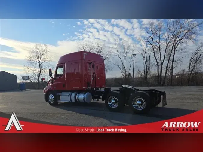 2020 FREIGHTLINER CA116