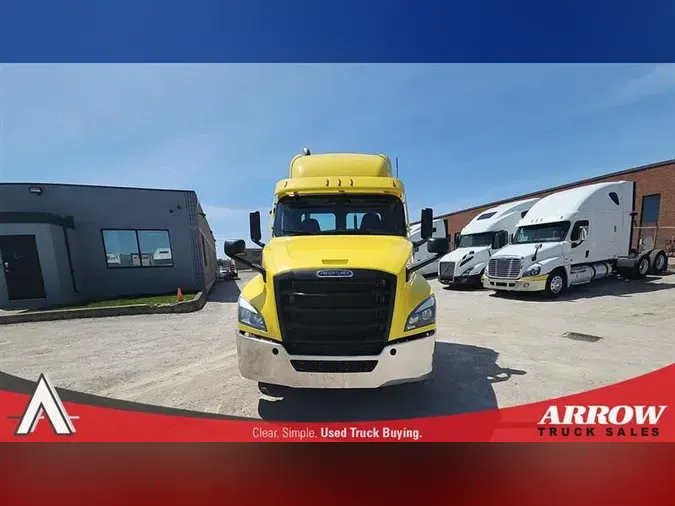 2021 FREIGHTLINER CA126