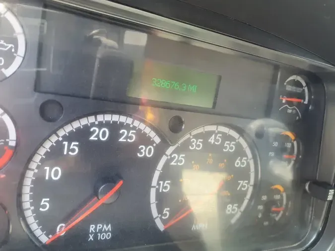 2020 FREIGHTLINER M2 106