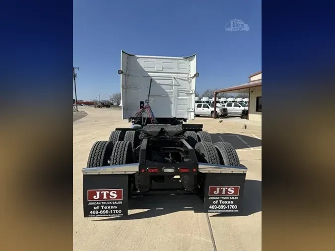 2019 VOLVO VNL64T740