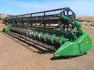 2013 John Deere 635F