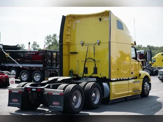 2023 PETERBILT 579