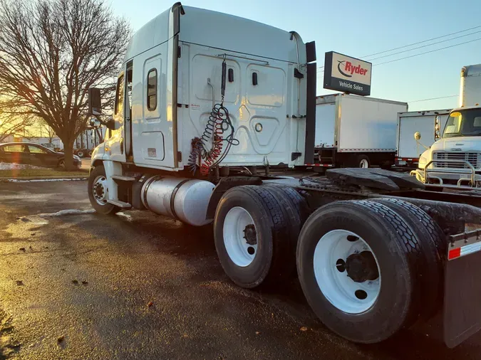 2019 FREIGHTLINER/MERCEDES CASCADIA 125