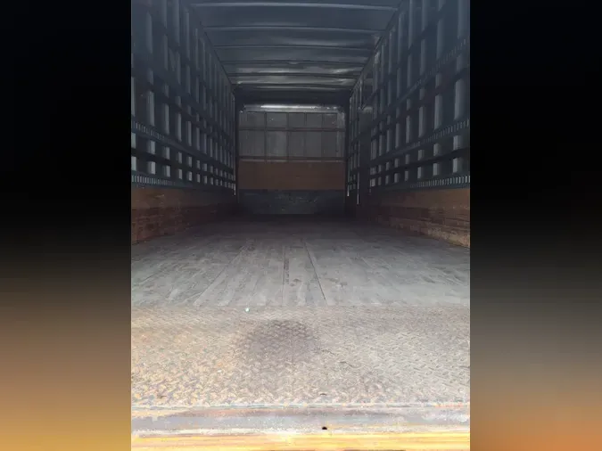 2019 FREIGHTLINER/MERCEDES M2 106