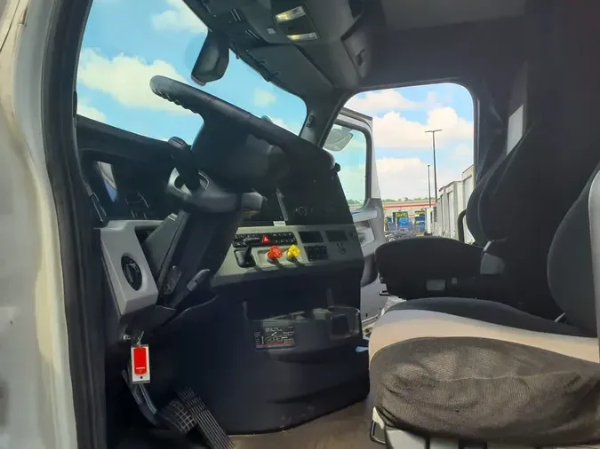 2018 FREIGHTLINER CASCADIA