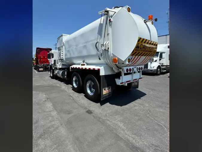 2022 Peterbilt 520