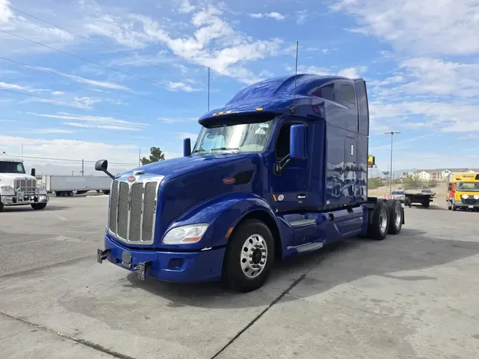 2022 Peterbilt 579