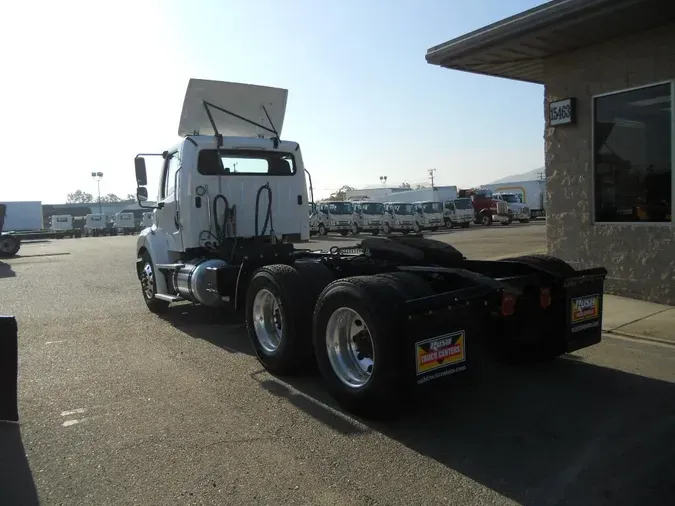 2023 Freightliner Business Class M2 112