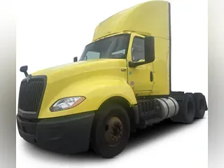 2023 International LT625