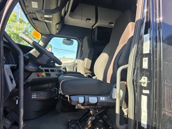2021 FREIGHTLINER/MERCEDES NEW CASCADIA PX126640eb5fc109cb1f292c3b6168fbff9fecb