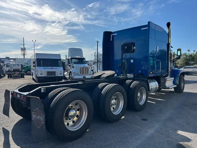 2022 Peterbilt 567
