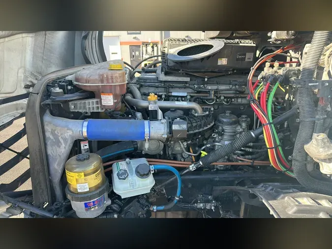 2019 Freightliner Cascadia 1260eb68edeb78257d7005094e9b44d3259
