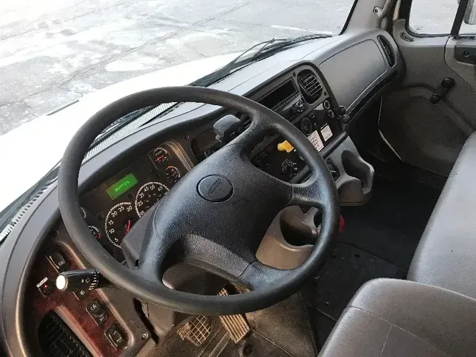 2019 Freightliner M2