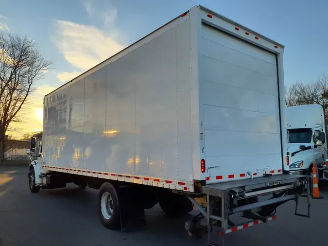 2020 FREIGHTLINER/MERCEDES M2 106