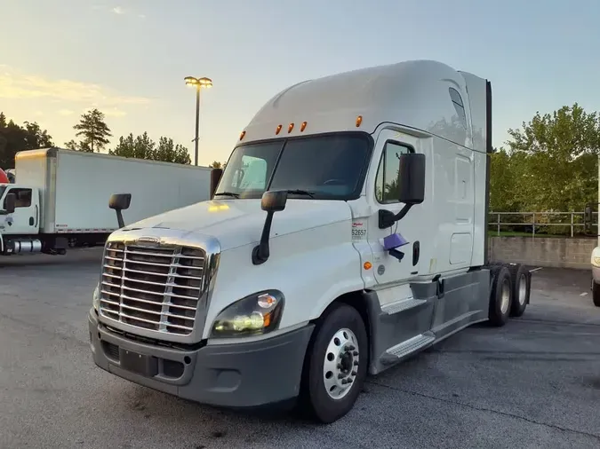 2019 FREIGHTLINER CASCADIA 125