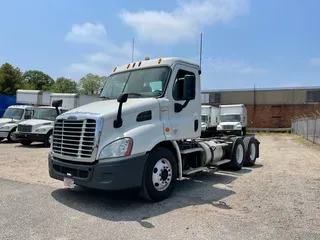 2015 Freightliner CASCADIA 113