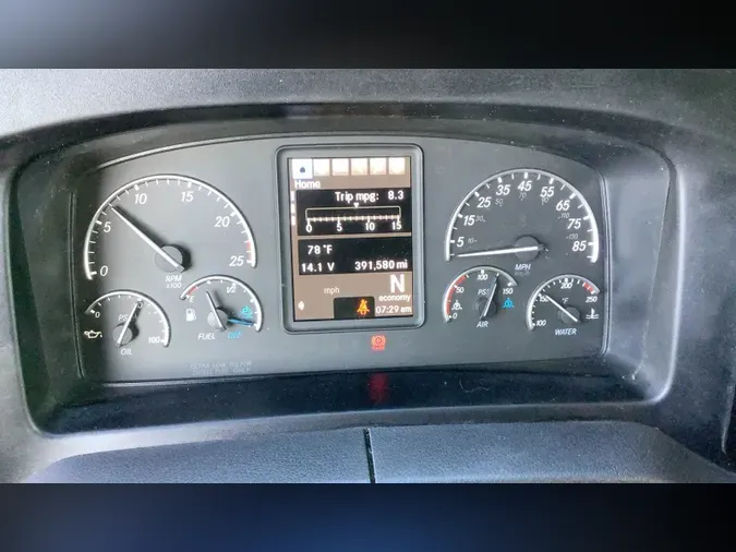 2024 Freightliner Cascadia 126