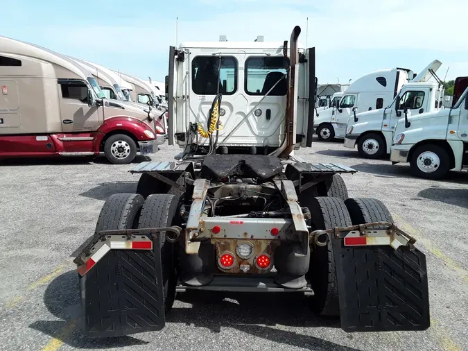 2019 FREIGHTLINER/MERCEDES CASCADIA 125