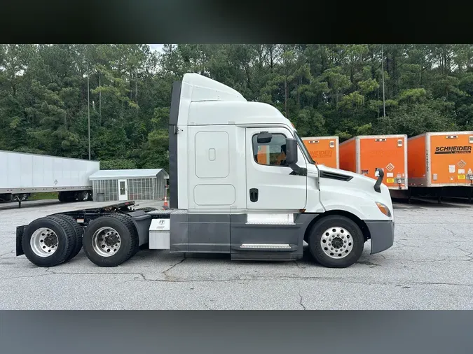 2020 Freightliner Cascadia