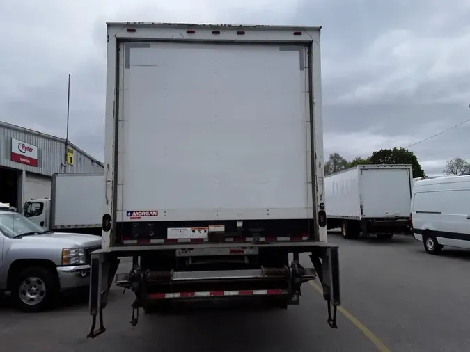 2019 FREIGHTLINER M2 106