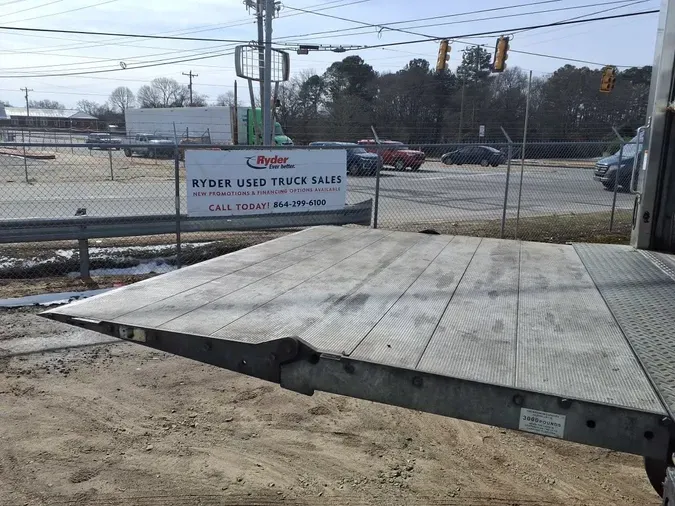 2019 FREIGHTLINER/MERCEDES M2 106