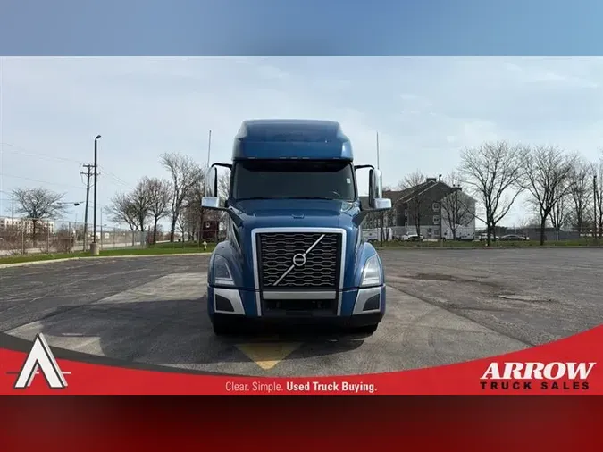 2023 VOLVO VNL760