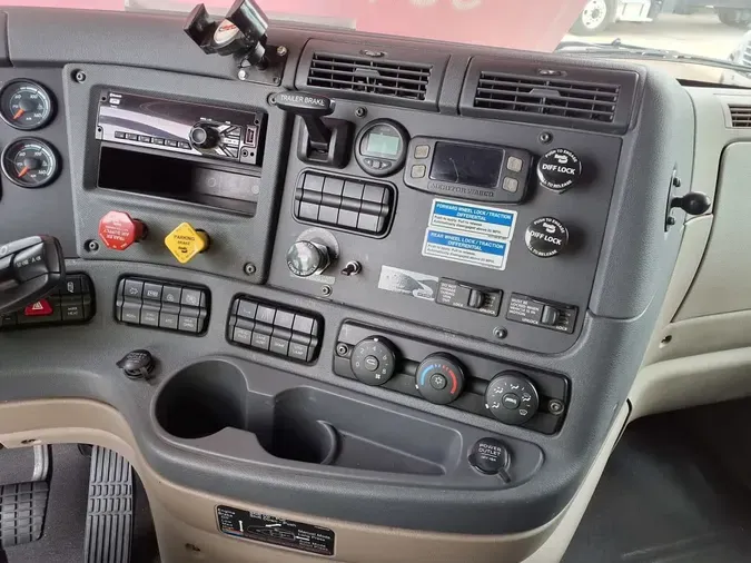 2020 FREIGHTLINER CASCADIA 125