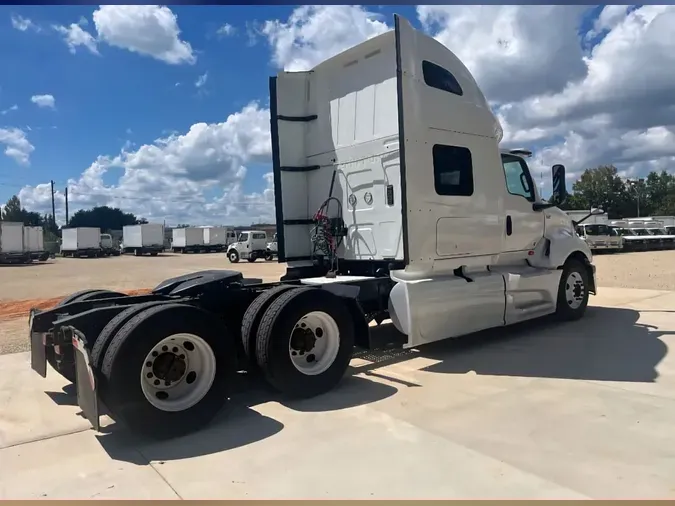 2019 NAVISTAR INTERNATIONAL LT625 SLPR CAB