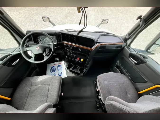 2021 INT LT625 6x4