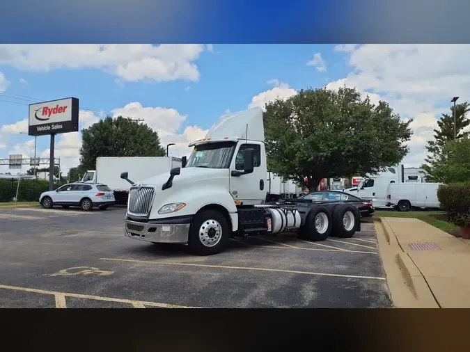 2020 NAVISTAR INTERNATIONAL LT625 DAYCAB T/A0ed555bc649af58a90e32c088e43a071