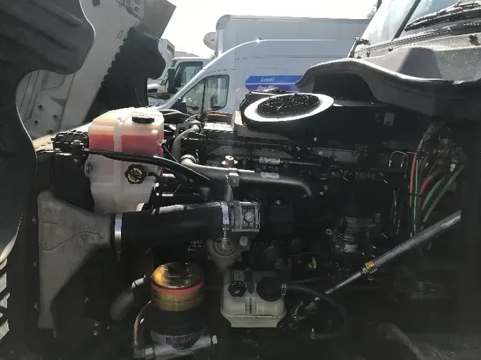 2016 FREIGHTLINER X12564ST