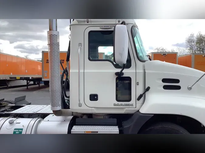 2017 Mack CXU (PINNACLE)0ed887e3c17b3977782e009fc27c26c7