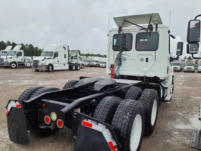 2018 FREIGHTLINER CASCADIA 125