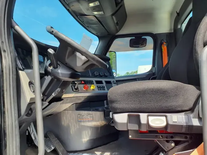 2019 FREIGHTLINER NEW CASCADIA PX12664