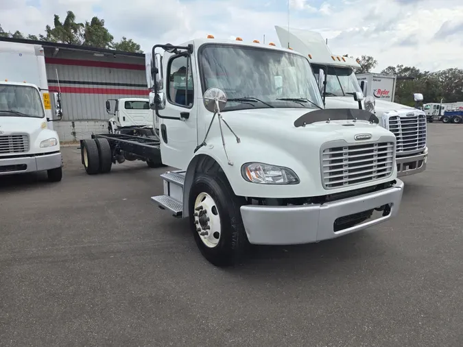 2019 FREIGHTLINER/MERCEDES M2 106