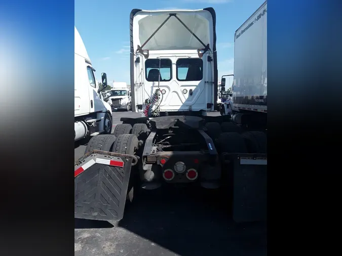 2019 FREIGHTLINER/MERCEDES NEW CASCADIA PX12664