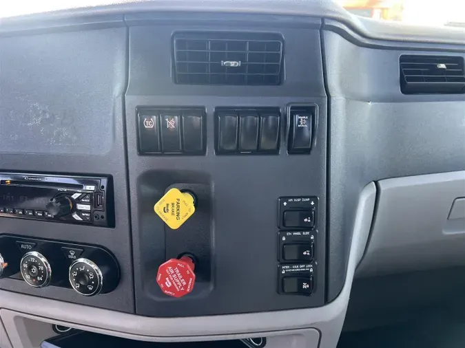 2019 Peterbilt 5790eea541591301eff69c4415010283cc8