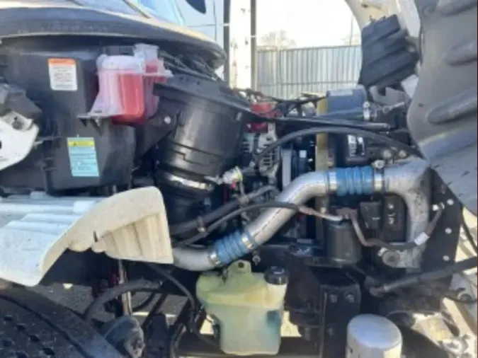 2019 FREIGHTLINER/MERCEDES M2 106