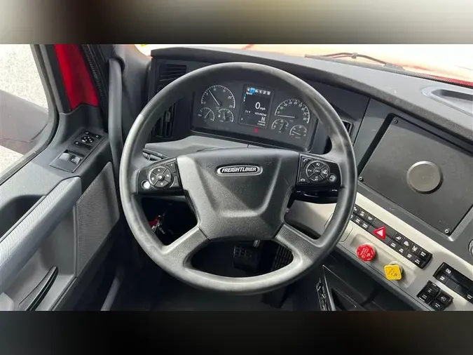 2022 FREIGHTLINER CA126