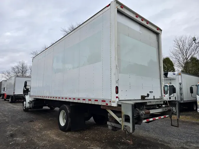 2018 FREIGHTLINER/MERCEDES M2 106