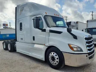 2020 FREIGHTLINER NEW CASCADIA PX12664