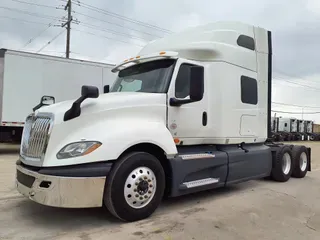 2020 NAVISTAR INTERNATIONAL LT625 SLPR CAB