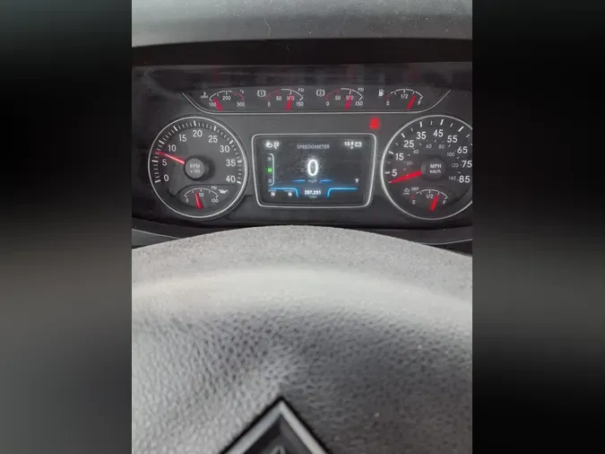 2020 NAVISTAR INTERNATIONAL MV607 (4X2)