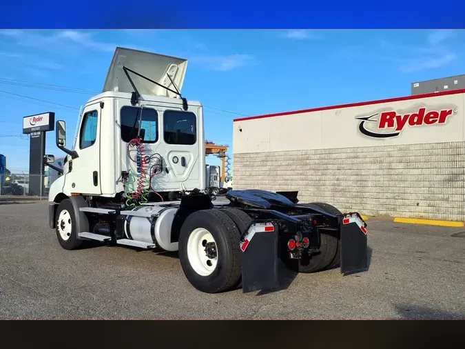 2020 FREIGHTLINER/MERCEDES NEW CASCADIA 1160ef9d78ec6f0e6af6325ed567036f87f